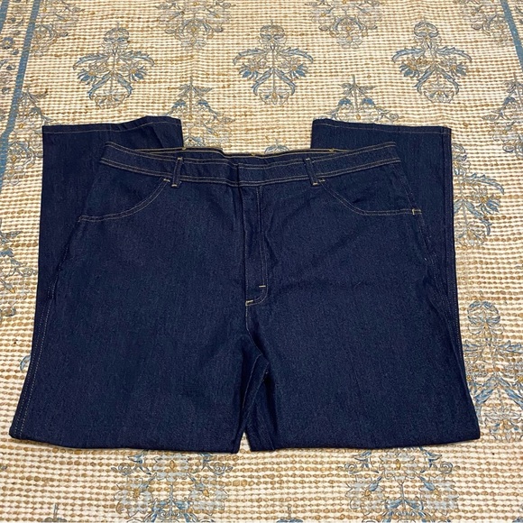 Wrangler Men's Deep Indigo Straight Jeans - Picture 4 of 9